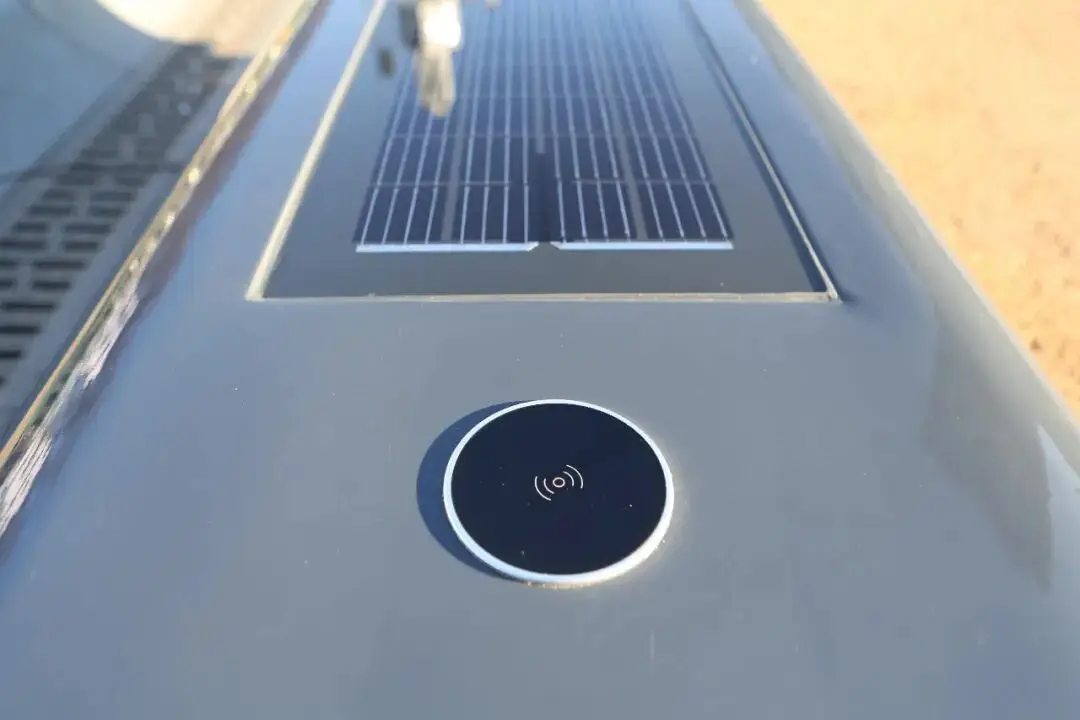 可加熱、能充電！通州運河西岸上新 “黑科技” 座椅！