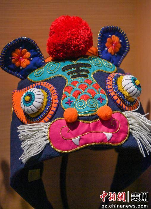 貴州臺江：趕訂單迎新春 苗族手工刺繡忙