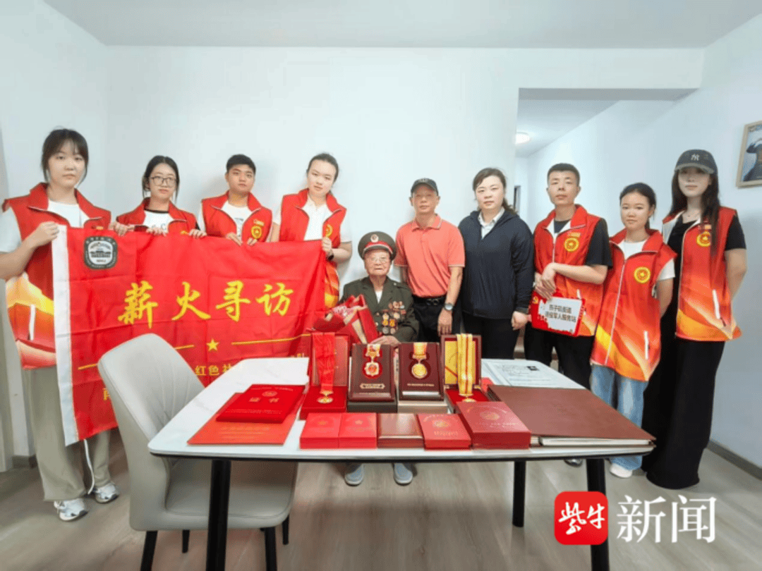 南京大學生尋訪老兵，這堂紅色實踐課滾燙走心