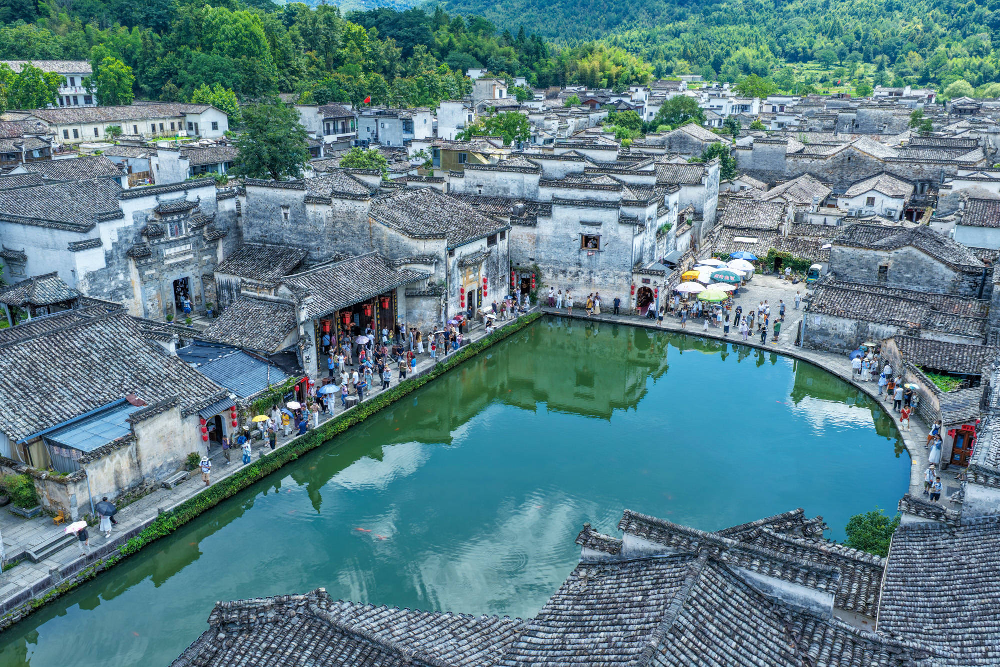 安徽黟縣：暑期宏村旅遊熱