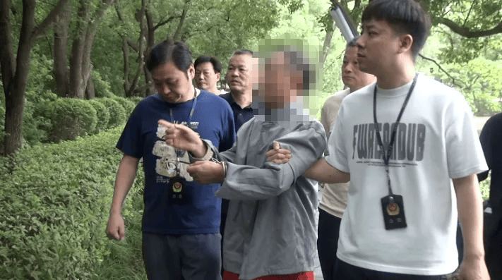 綁架殺害10歲小學生，男子潛逃32年後被捕