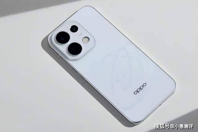 原創OPPO值得“閉眼入”的一款手機，16GB+1TB跌至地板價，等等黨又贏了