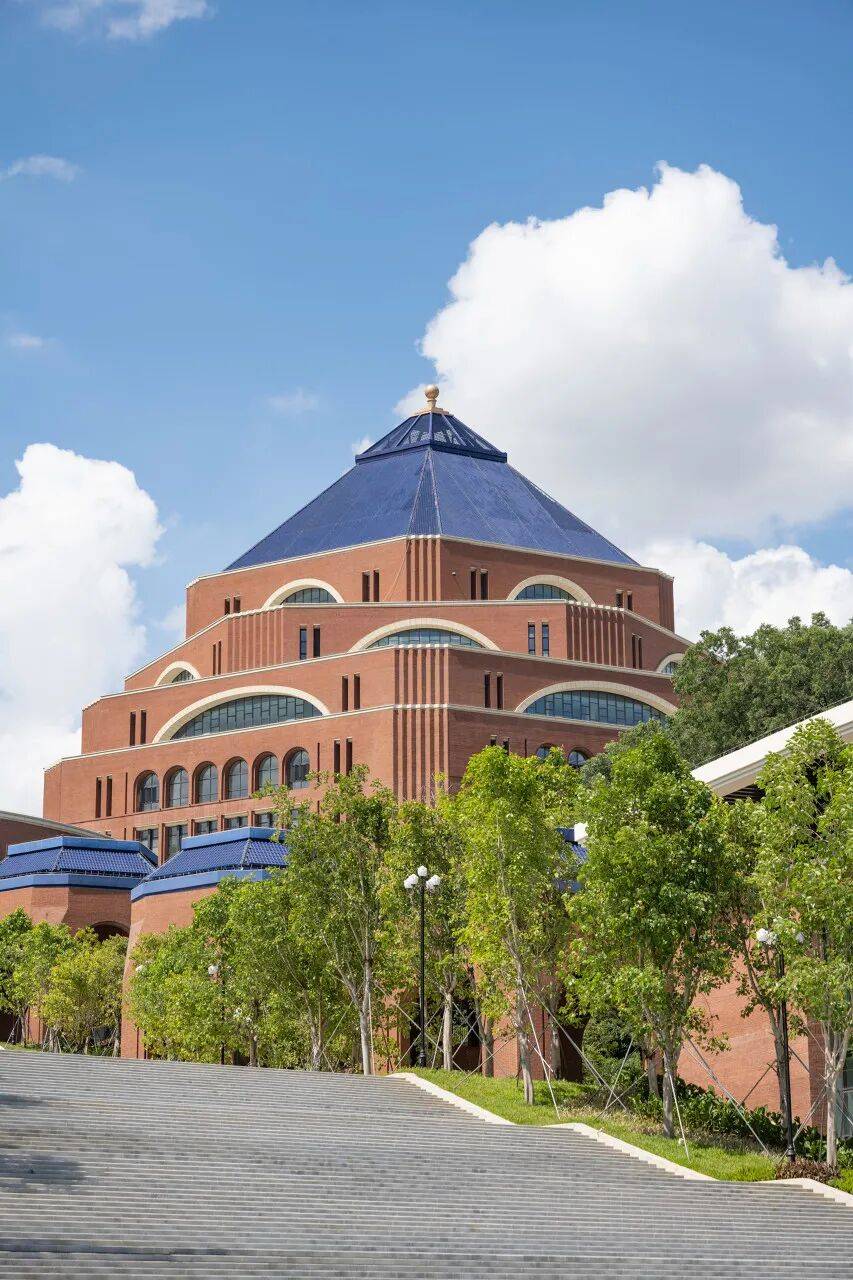 超出片！深圳5大高顏值大學校園！等你打卡！