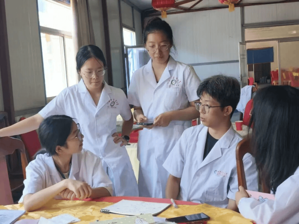 教育高質量發展看山西丨山西中醫藥大學165支“三下鄉”實踐隊奔赴三晉大地
