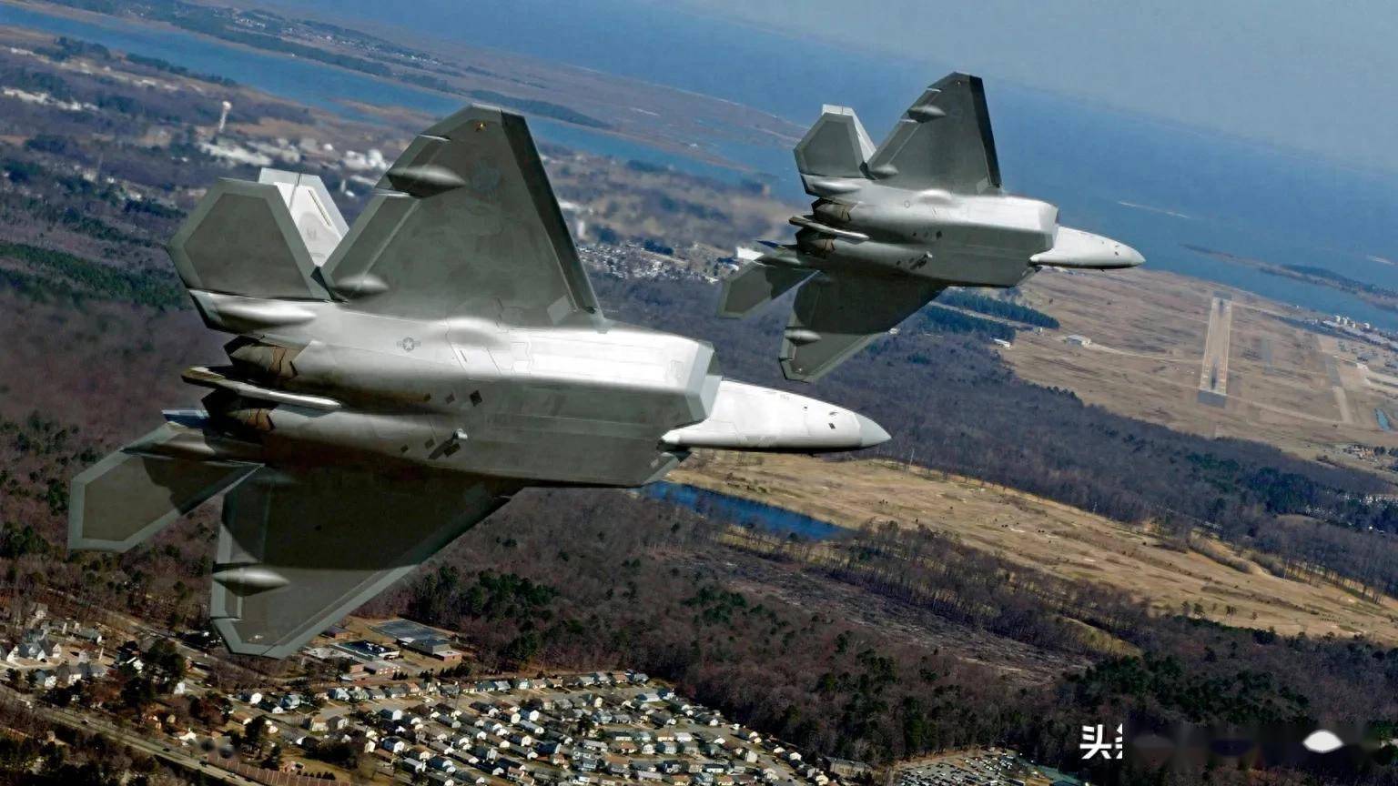 原創17天無人機圍城，F-22被迫搬家，北美防空司令為何毫不意外？