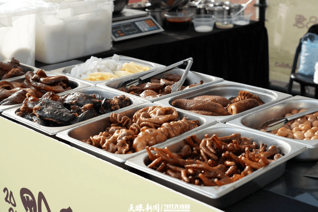 本土“西餐”與地道老滷！藏在美食美酒文化周裡的黔味浪漫