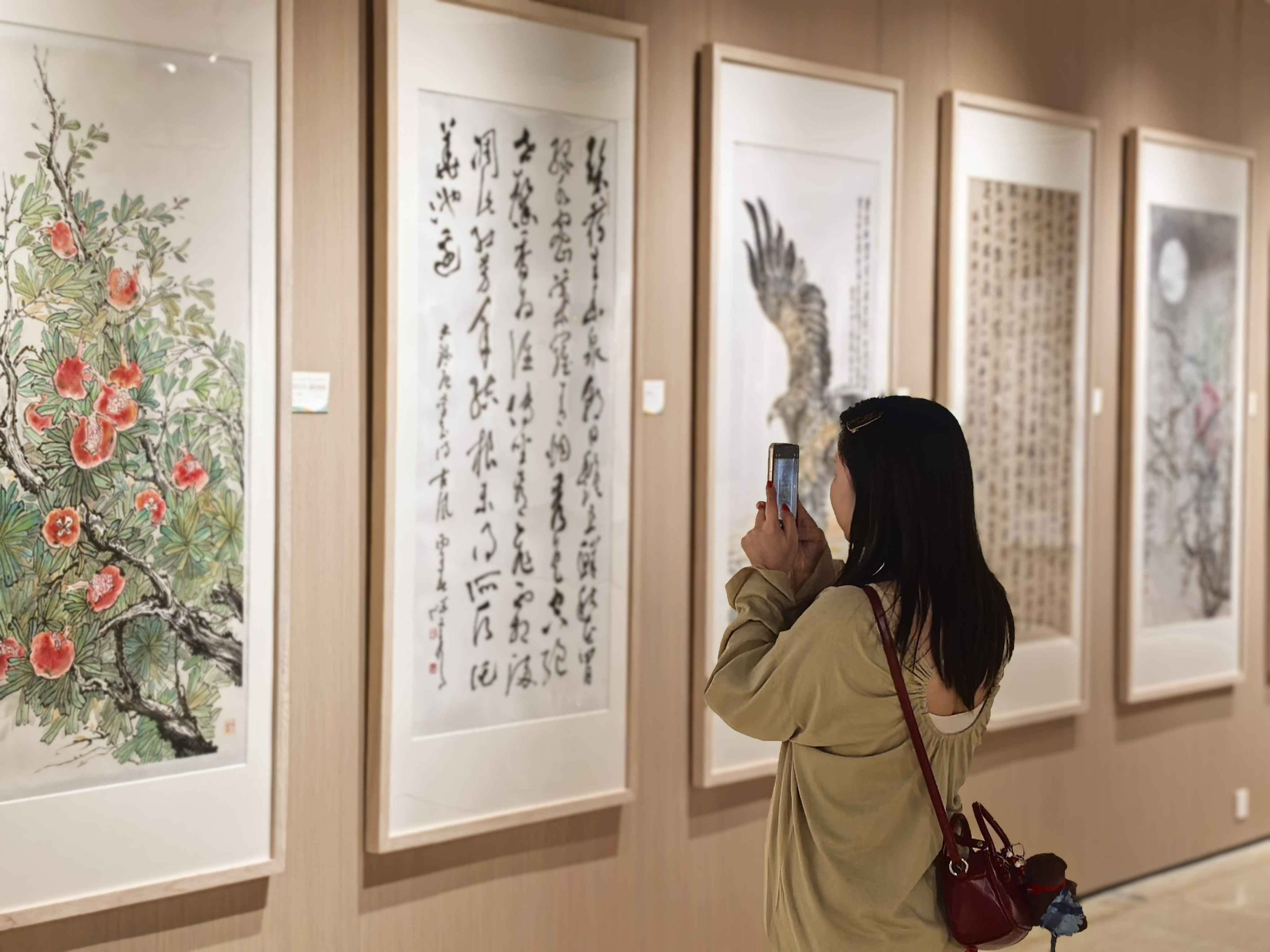 原創六地市文化館美術書法作品巡展西安站開幕