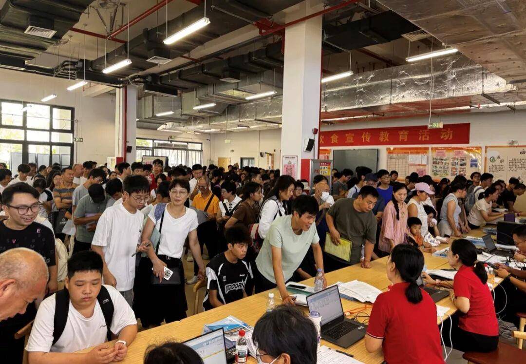 AI相關專業密集“上新”，職業教育迎來哪些“變數”？
