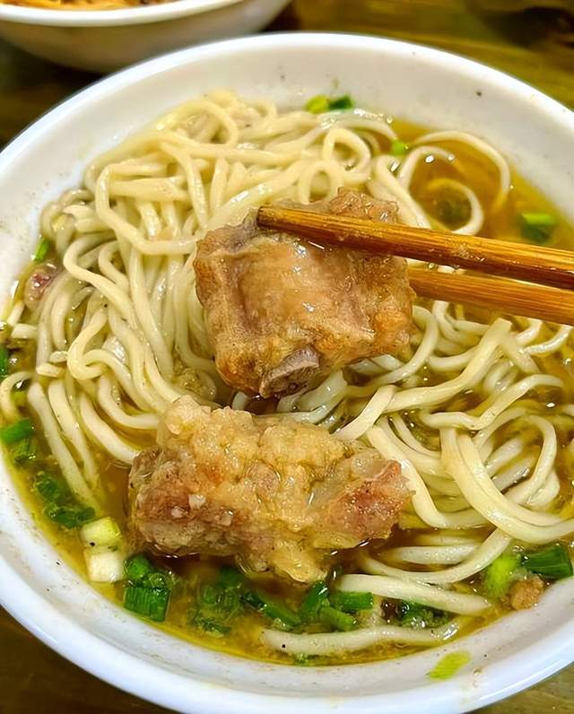 四川樂山美食，煙火早餐好好吃！