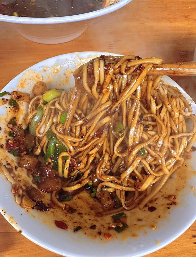 四川樂山美食，煙火早餐好好吃！