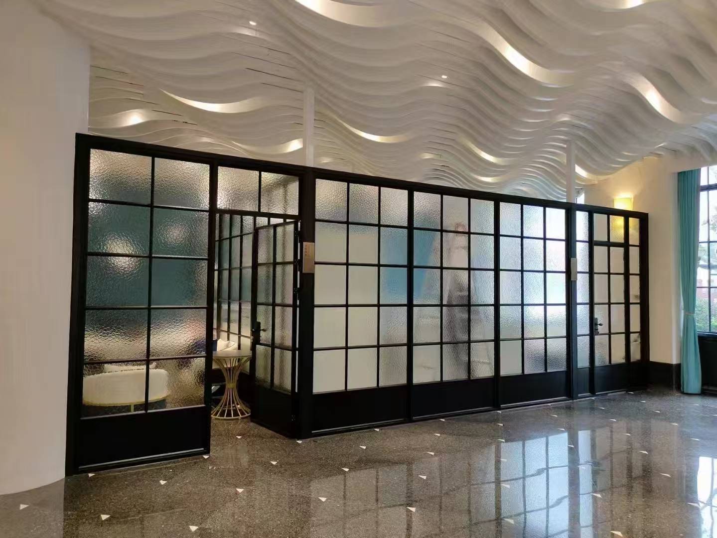 南京哪家廠價格實惠且能做復古門窗，與悅門窗科普復古門窗安裝工藝與效能