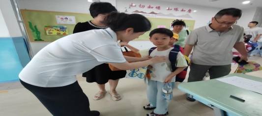 滿“新”歡喜遇萌娃 啟航成長新徵程——安子小學2026級新生入學培訓圓滿落幕