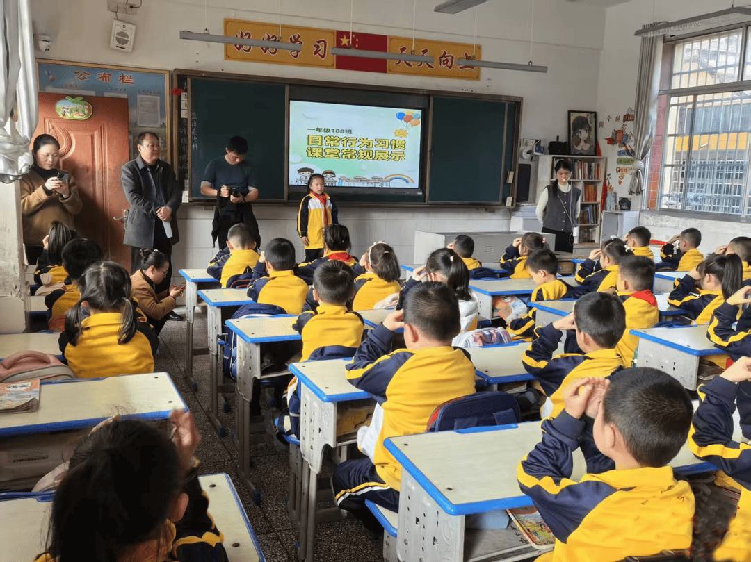 張秋憲：淺談如何最佳化小學低年級班務工作