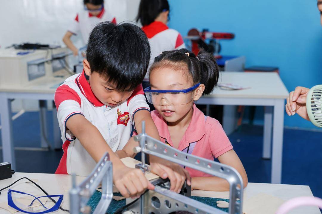 你好，新學期！成都首批“20後”萌娃上小學了
