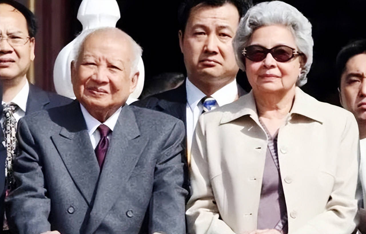 柬埔寨最美公主蓬索雷亞克，北京留學下嫁富二代，資產近億愛公益