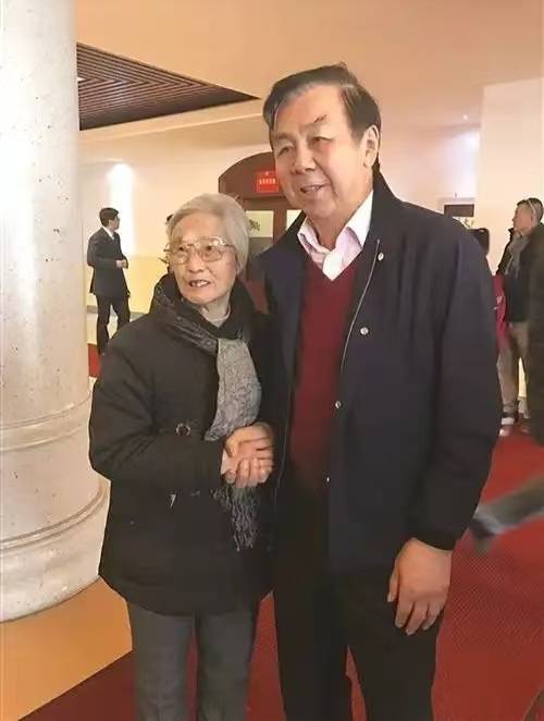 原創袁偉民：不只是女排教父和體育總局局長，書法水平也相當了得！