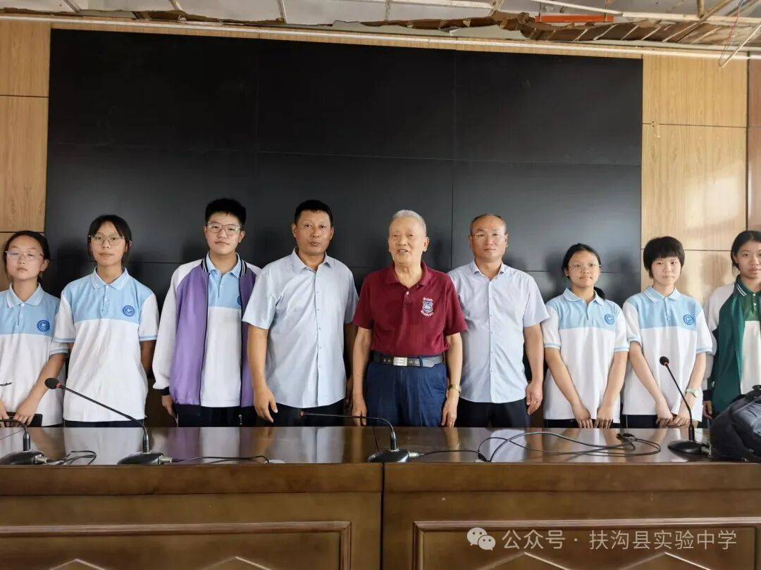 科技啟心智，碧水寄少年——科學家科普巡講走進扶溝縣實驗中學