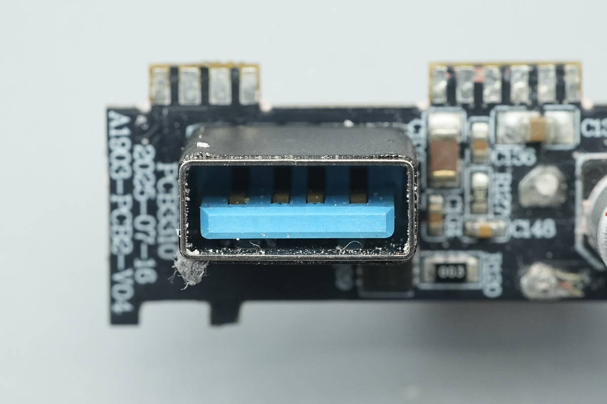 支援APP跨端查詢一鍵管理，安克Prime 150W充電底座拆解