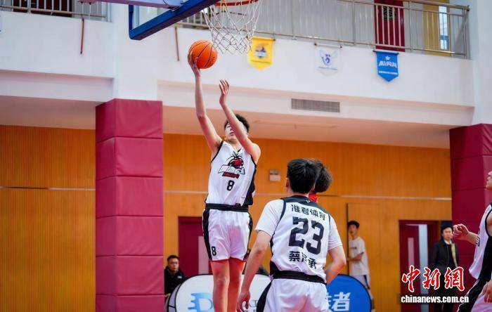 二奪全國總冠軍 回浦實驗中學書寫“小城追夢”續篇