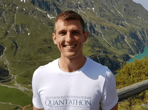 華裔00後戳破頂會泡沫！NeurIPS 53篇論文曝AI造假，LeCun躺槍