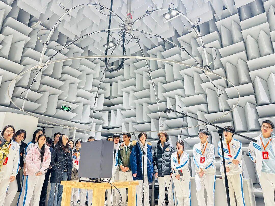 點贊！海淀這所中學憑啥又出圈了？