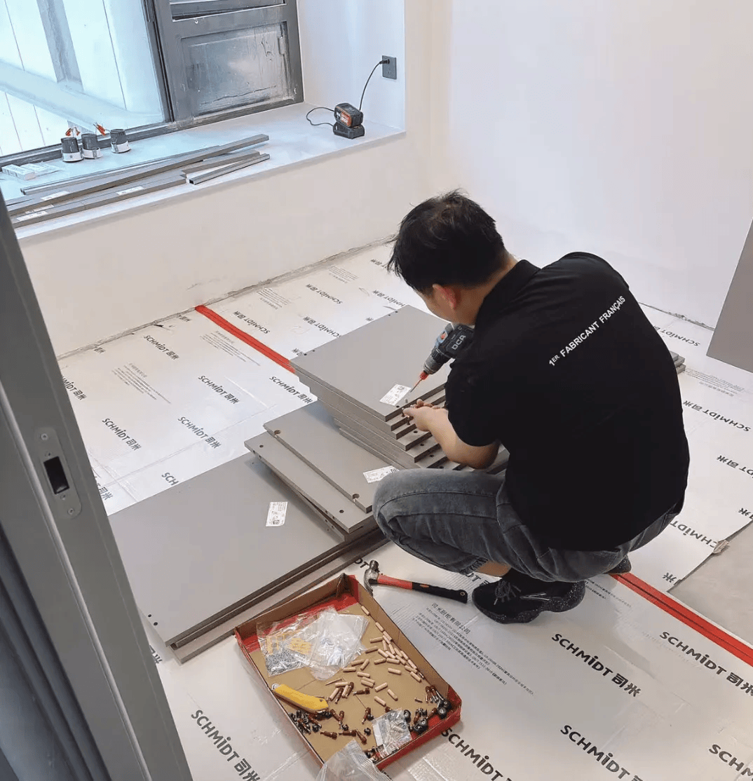 交了錢，裝修公司卻一夜“蒸發”？有業主裝修到一半就停工，知名家居上市公司子品牌授權經銷商遇到麻煩了