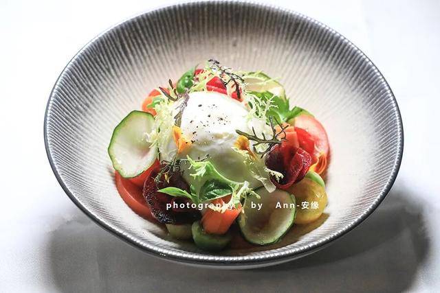 【巴厘島】：“獅王”出手，引爆“王炸美食酒店”！價效比極高！