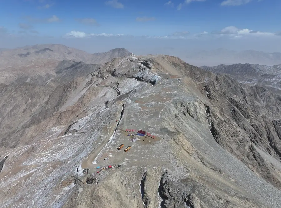 捕捉宇宙指紋，解碼暗黑宇宙，JUST光譜望遠鏡即將啟程｜科技前沿