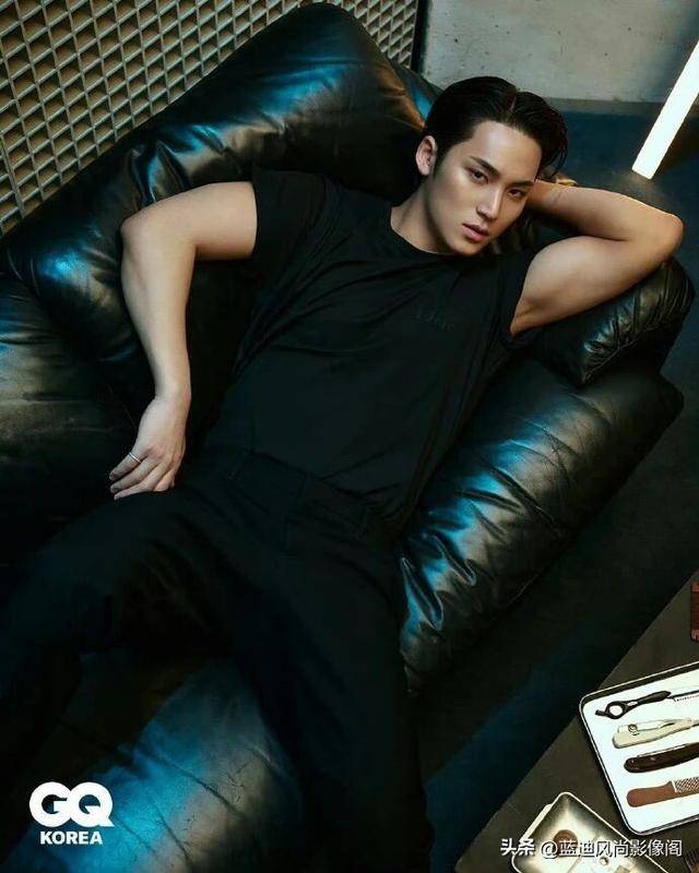 原創金珉奎 GQ KOREA 電子刊：曠野光影裡，藏著不被定義的型格鋒芒