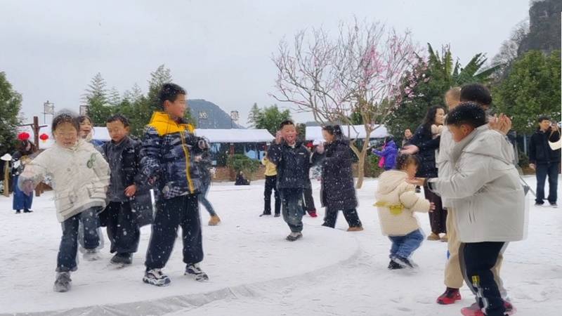 解鎖冬季旅遊新風向 十里荷廊童話雪鄉打造冰雪夢幻樂園