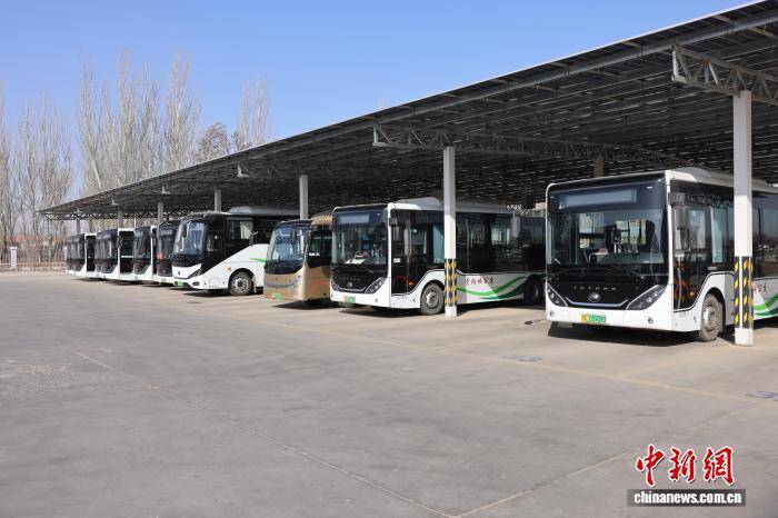 （新春走基層）寧夏：客貨郵商物流通 村民掌上辦年貨