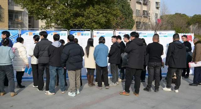 穩就業、惠民生！崔步銀專題調研園區春節期間招聘工作