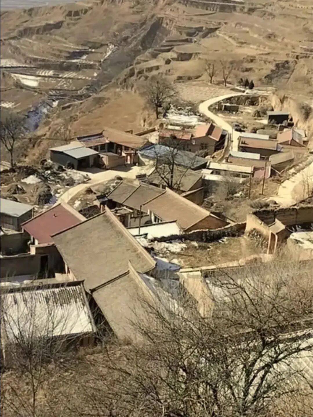 張秋憲：啟蒙教育家鄉始