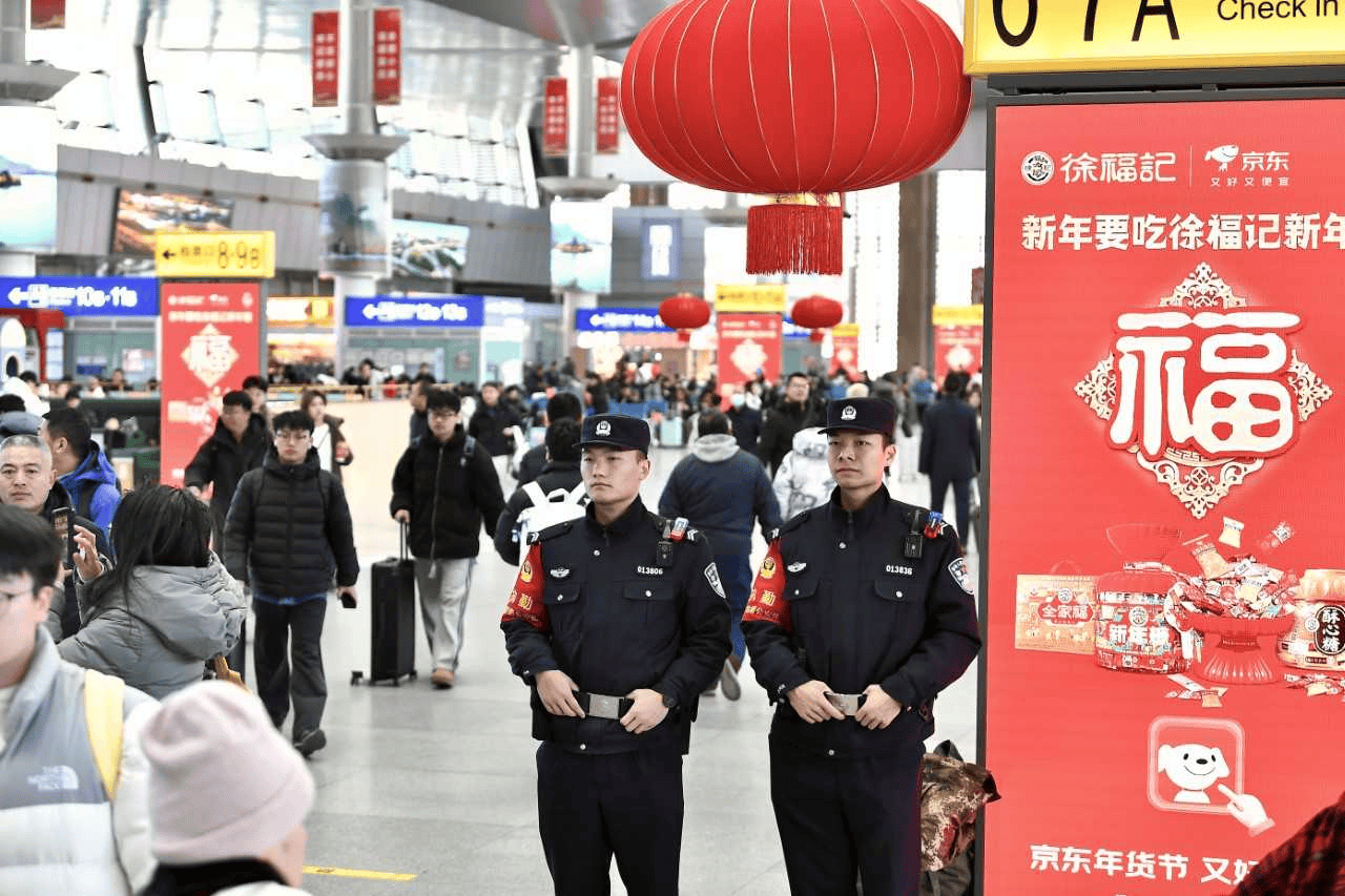 天津站派出所快速幫旅客找回遺失手機
