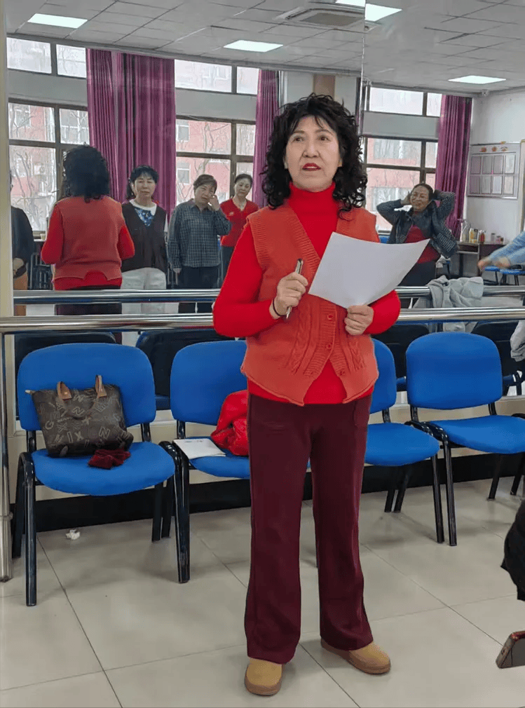 原創春風起舞 唄儂情深——懷來縣老年大學民族舞蹈班新學期開學紀實