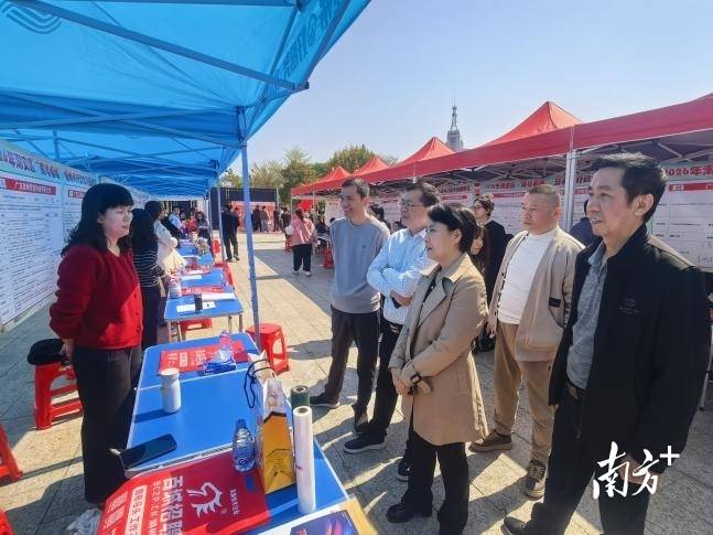 節後用工求職熱，潮安專場招聘會近500人達成就業意向