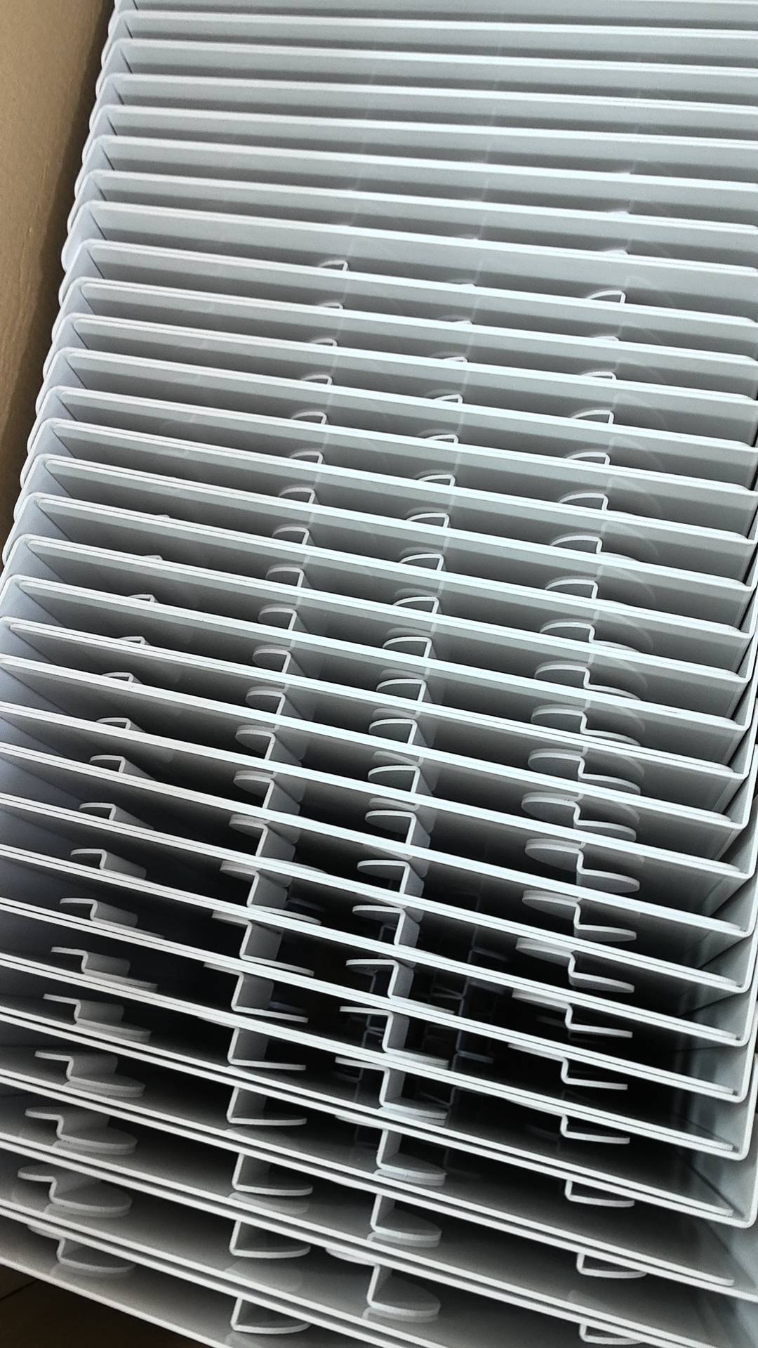 解惑PP板雕刻加工、PVC板雕刻加工價格，吸塑外殼雕刻加工怎麼選