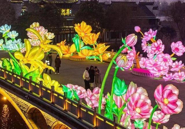 速收藏！棗莊臺兒莊古城春之花影與夜燈，錯過再等一年喲！