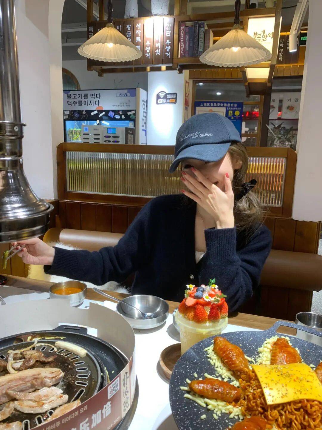 開春必備穿搭單品！刺繡小熊九色開衫29.9閉眼入啊~