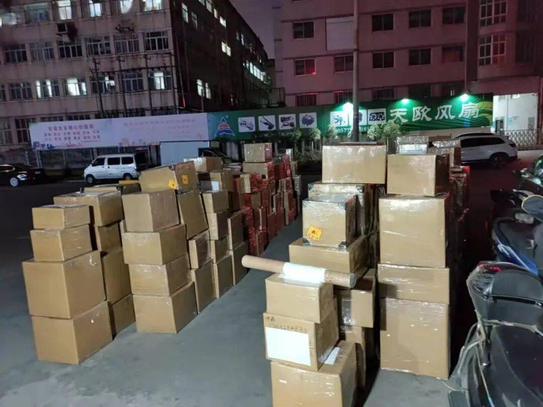 中東局勢升級，海運繞行，空運暴漲！中歐卡航，成全球物流「避風港」