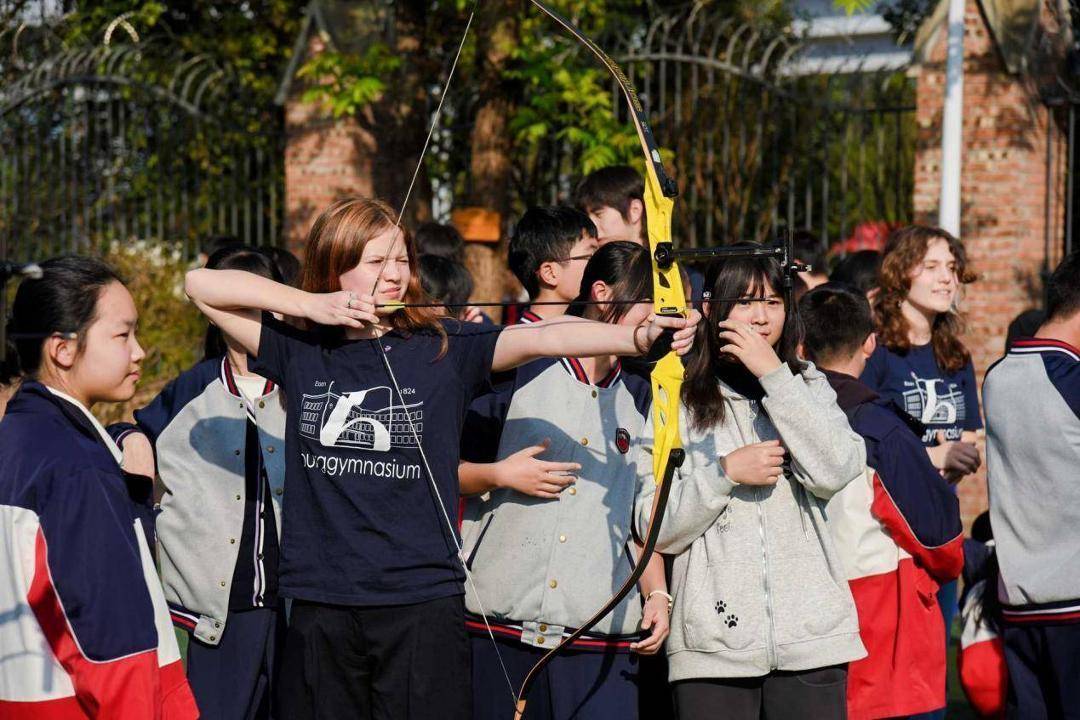 跨越山海，共赴萬里之約！ 德國最古老中學——伯樂高階文理中學師生到訪成都新川外國語學校！