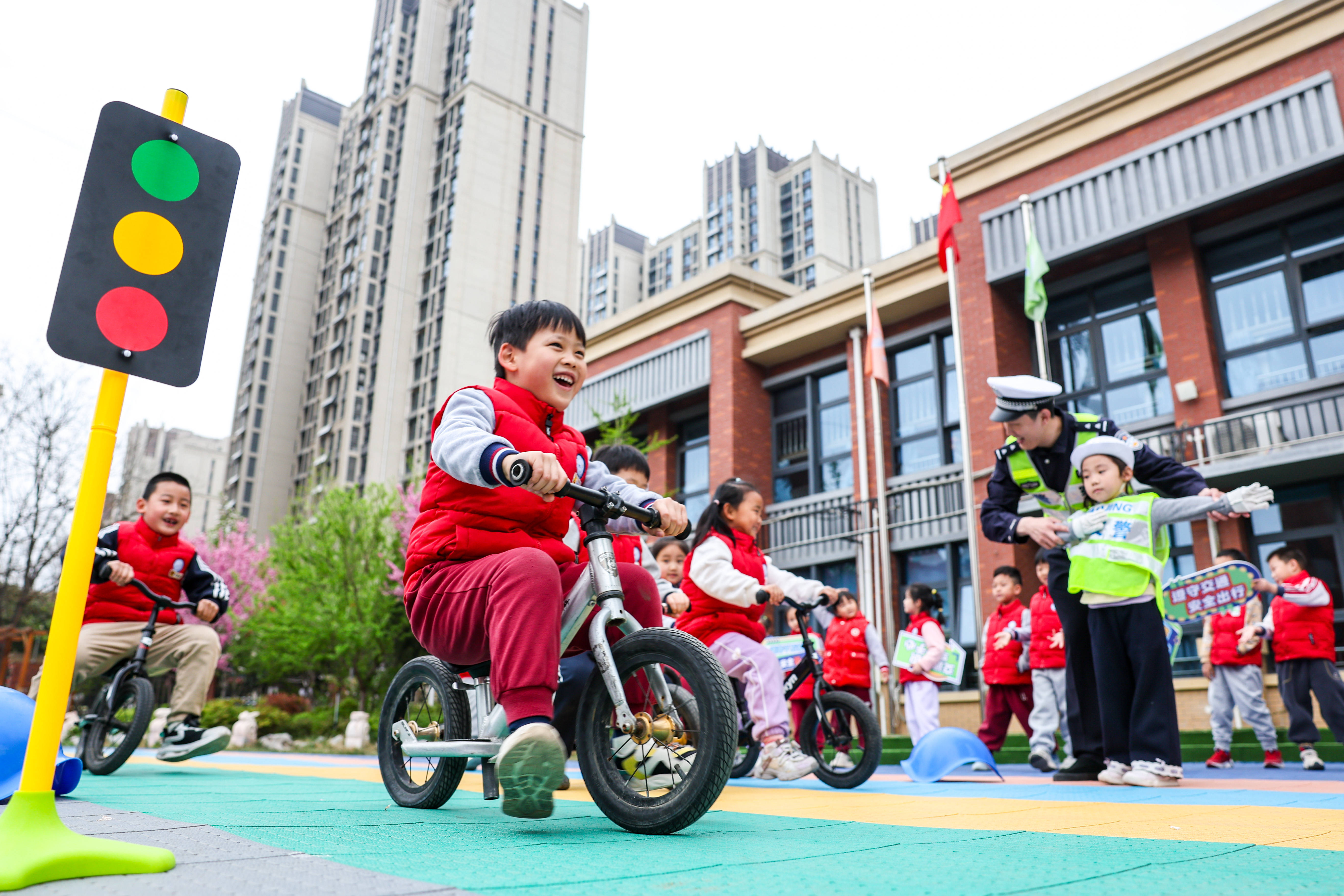 安全教育進校園#