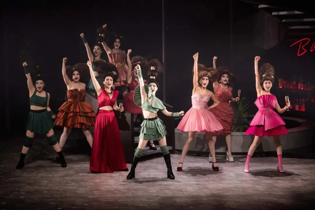 古希臘版“女性覺醒”｜這戲太敢演了