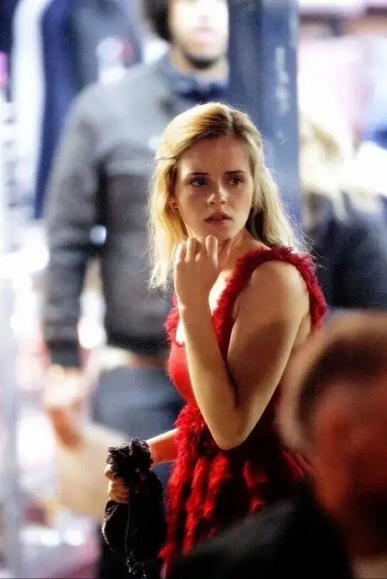 Emma Watson 在 2026 年為什麼仍是全球億萬女性的偶像？