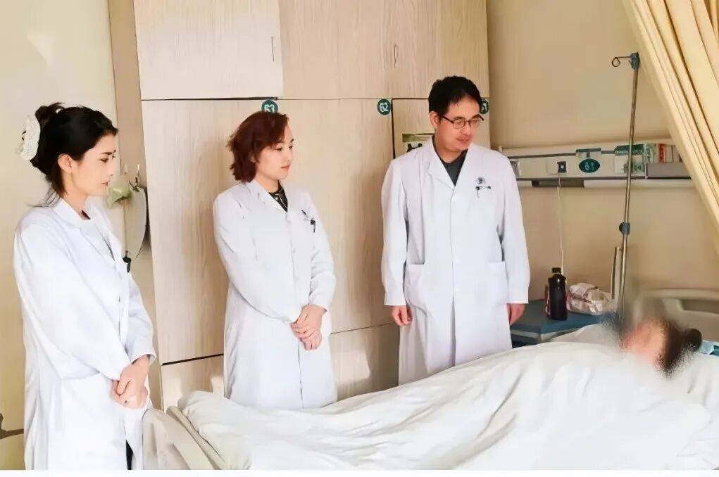 援疆印記丨胡昌東：跨越萬里，為邊疆女性撐起生命的尊嚴