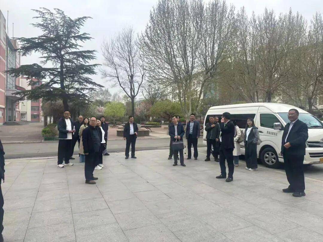 濟南市萊蕪第一中學初中部（魯礦中學）：校際交流拓思路 互學互鑑促提升