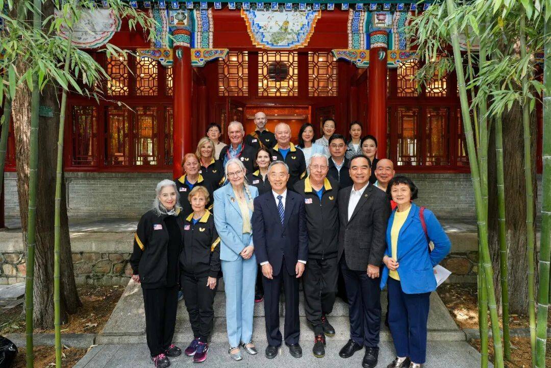 美國乒乓球協會代表團訪問北京大學
