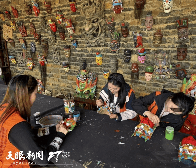 貴大音樂學院研究生團隊深入安順開展屯堡文化調研