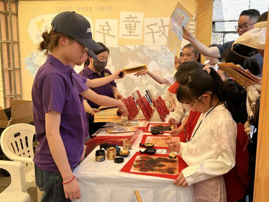 書香伴樂韻！貴陽這場社羣兒童圖書音樂節讓閱讀“玩”出新花樣