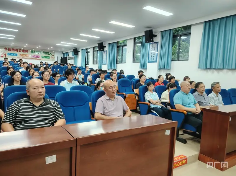 海口市海聯中學深耕素質教育 特色課程賦能學子成長
